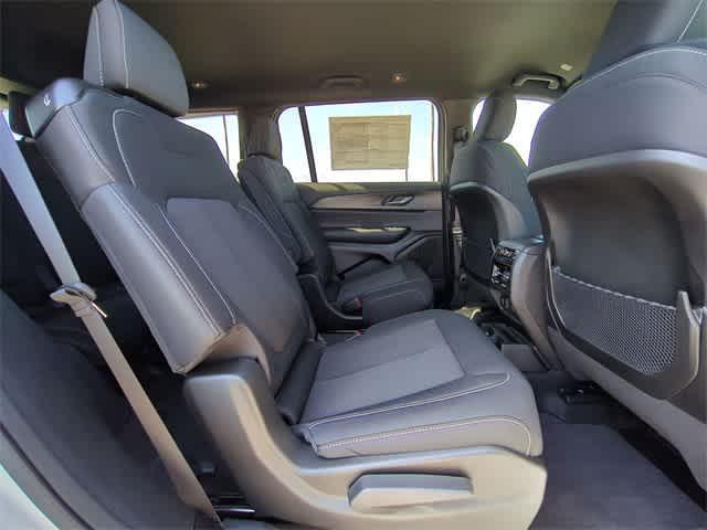new 2025 Jeep Grand Cherokee L car, priced at $39,577