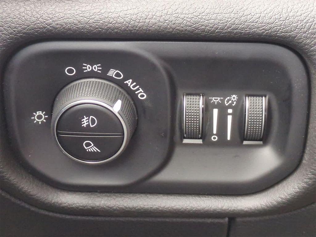 new 2025 Ram 1500 car, priced at $57,348