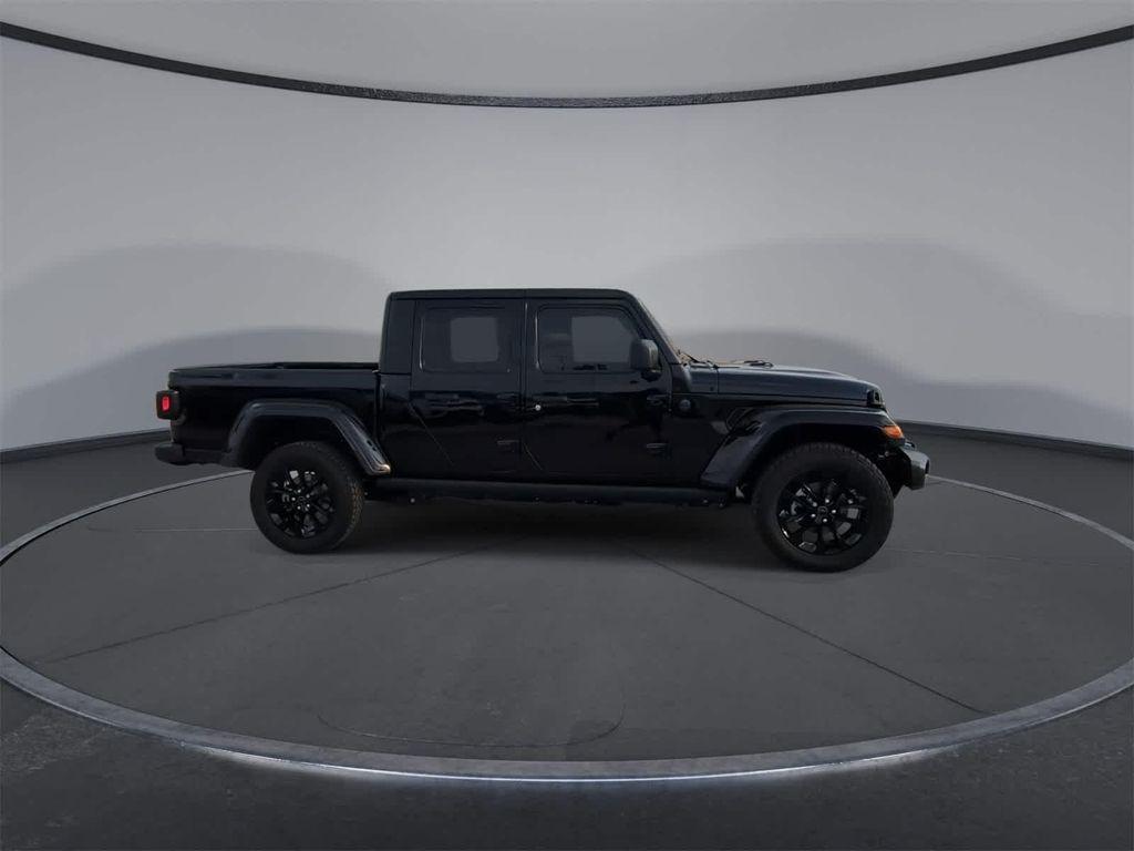new 2025 Jeep Gladiator car, priced at $42,597