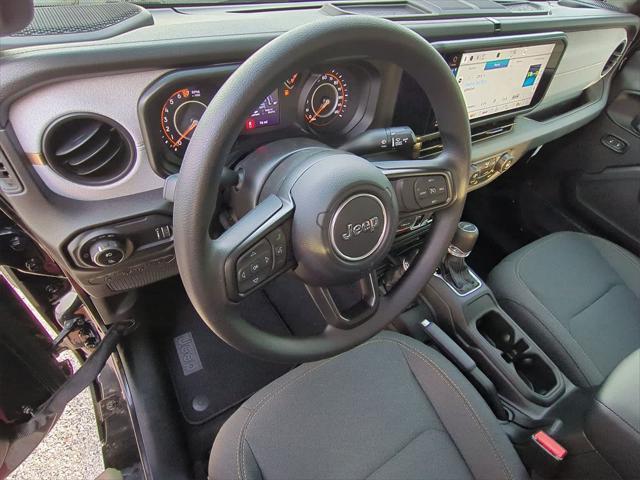 new 2025 Jeep Gladiator car, priced at $43,180
