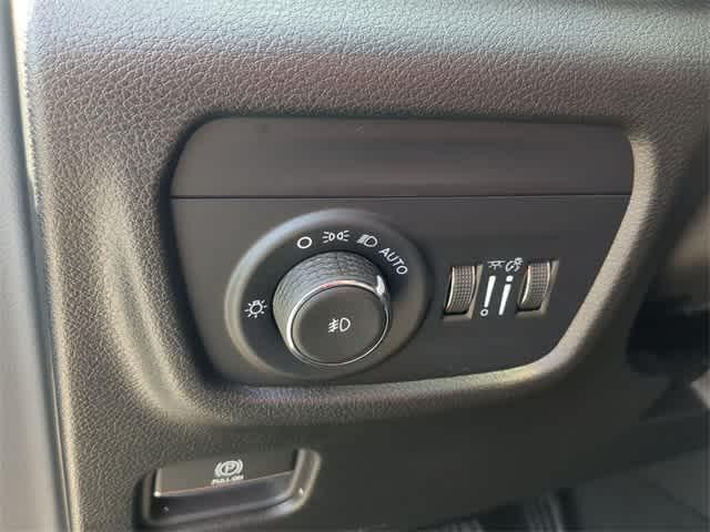 new 2025 Jeep Grand Cherokee L car, priced at $44,655
