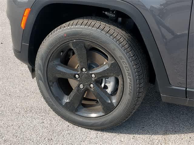 new 2025 Jeep Grand Cherokee L car, priced at $44,655