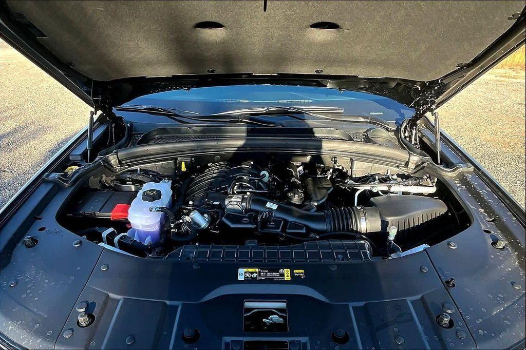 new 2025 Jeep Grand Cherokee car, priced at $35,992