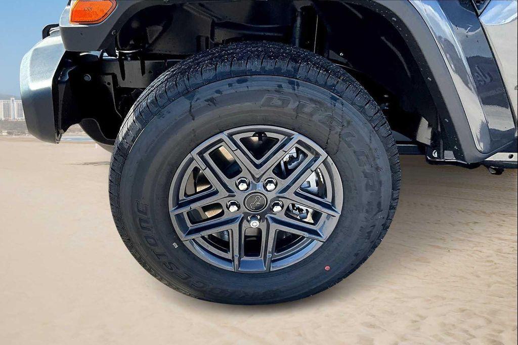 new 2025 Jeep Gladiator car, priced at $45,541