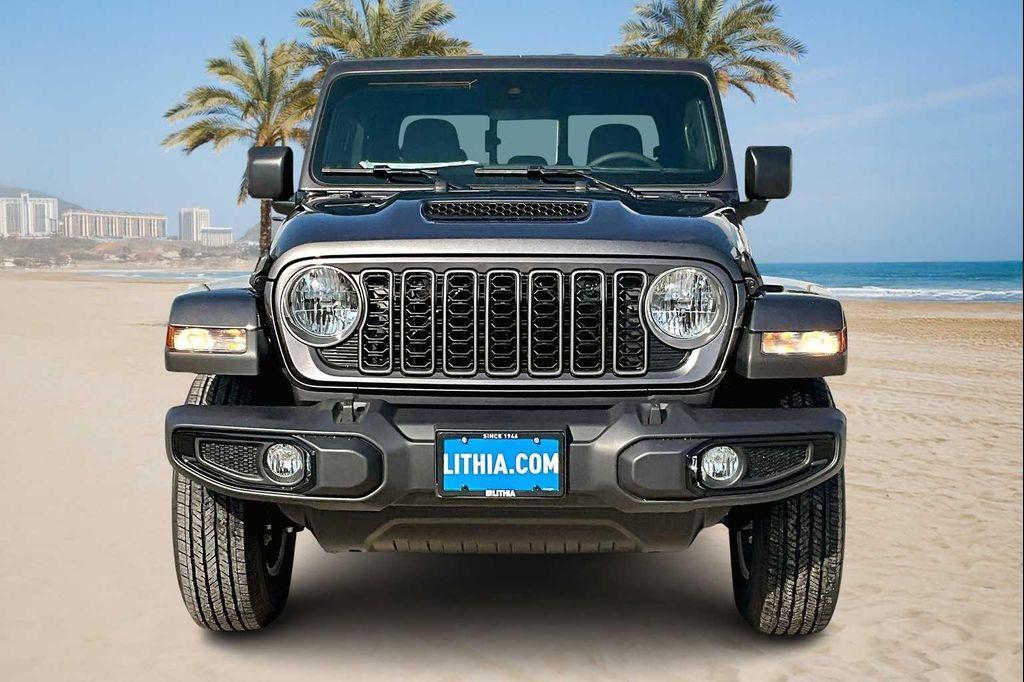new 2025 Jeep Gladiator car, priced at $45,541