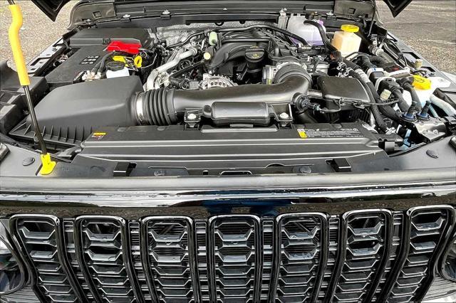 new 2025 Jeep Gladiator car, priced at $47,077