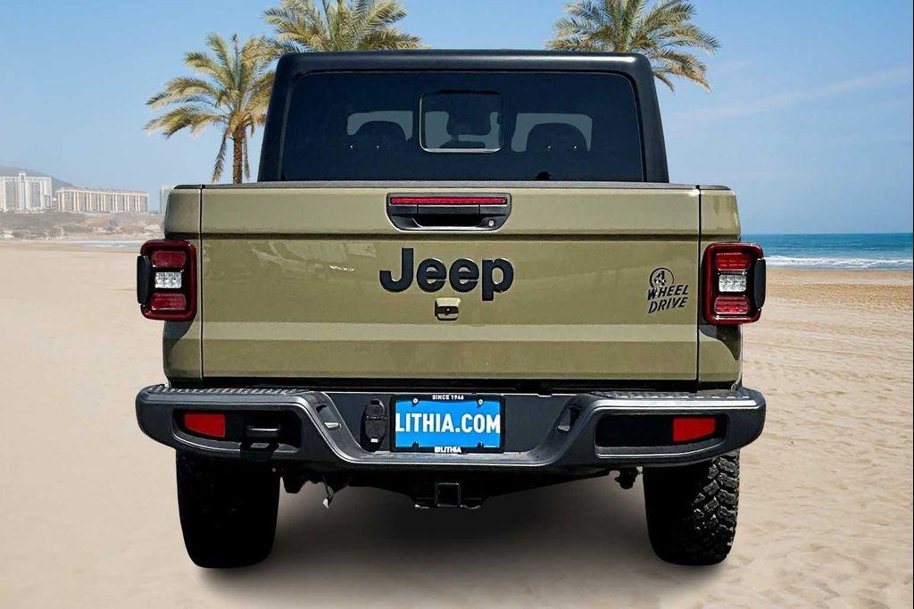new 2025 Jeep Gladiator car, priced at $46,051