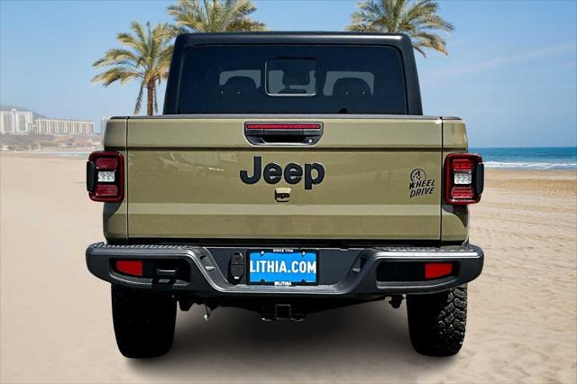 new 2025 Jeep Gladiator car, priced at $46,577