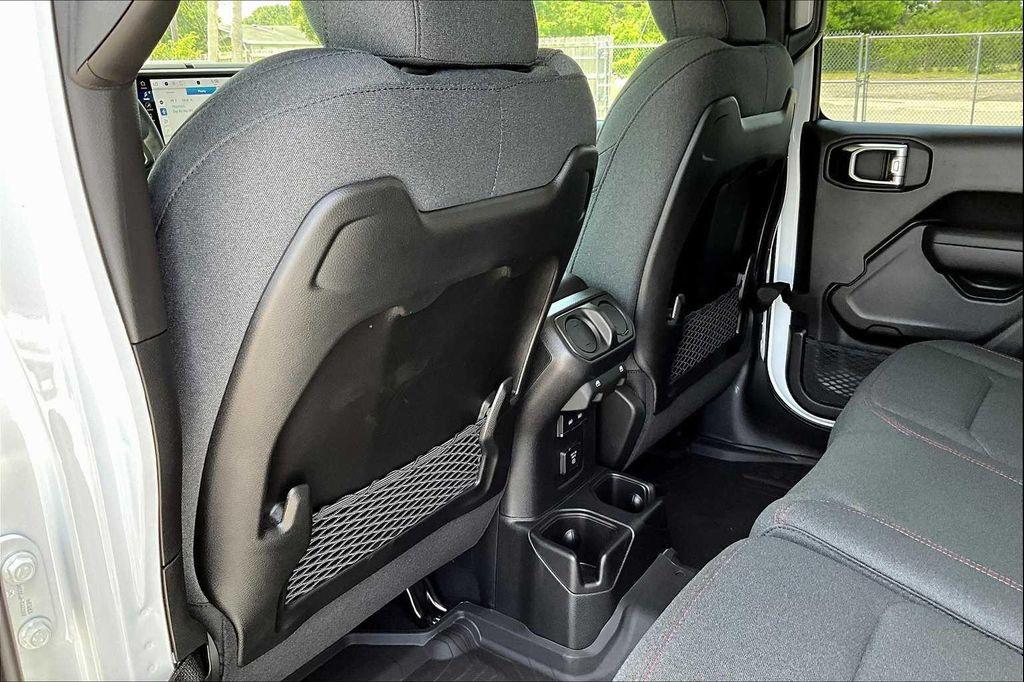 new 2025 Jeep Wrangler car, priced at $55,239