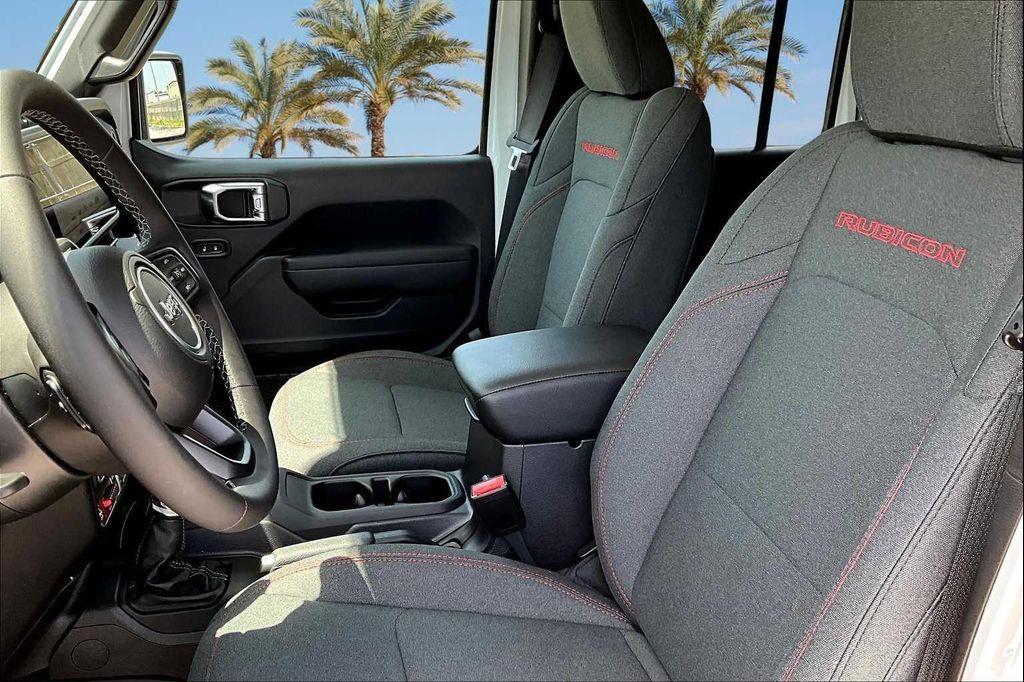 new 2025 Jeep Wrangler car, priced at $55,239