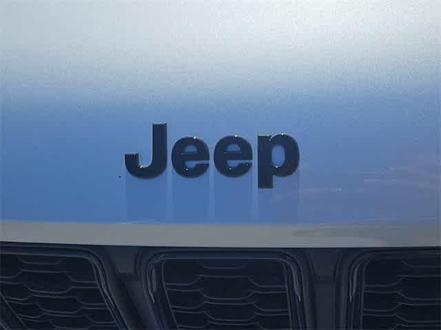 new 2024 Jeep Grand Cherokee car, priced at $41,698