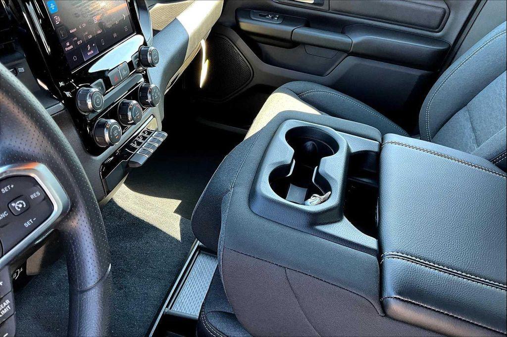 new 2025 Ram 1500 car, priced at $48,713