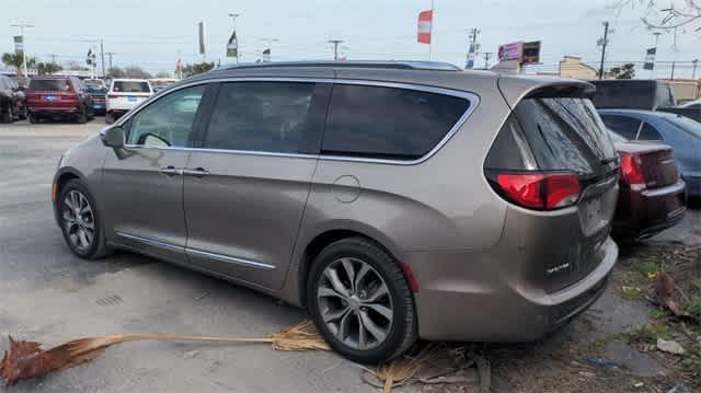 used 2018 Chrysler Pacifica car, priced at $20,105