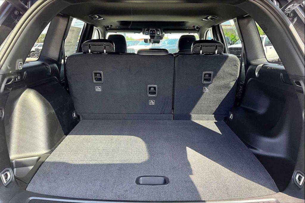 new 2025 Jeep Grand Cherokee car, priced at $44,164