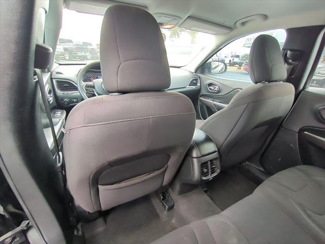used 2019 Jeep Cherokee car, priced at $11,991