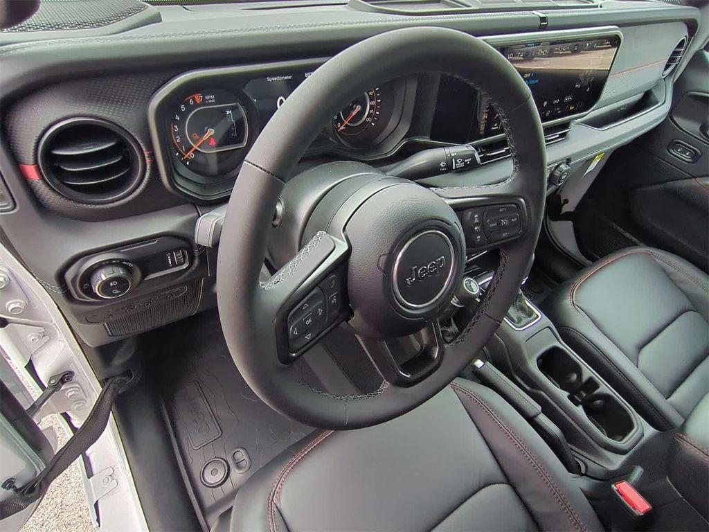 new 2025 Jeep Gladiator car, priced at $53,151