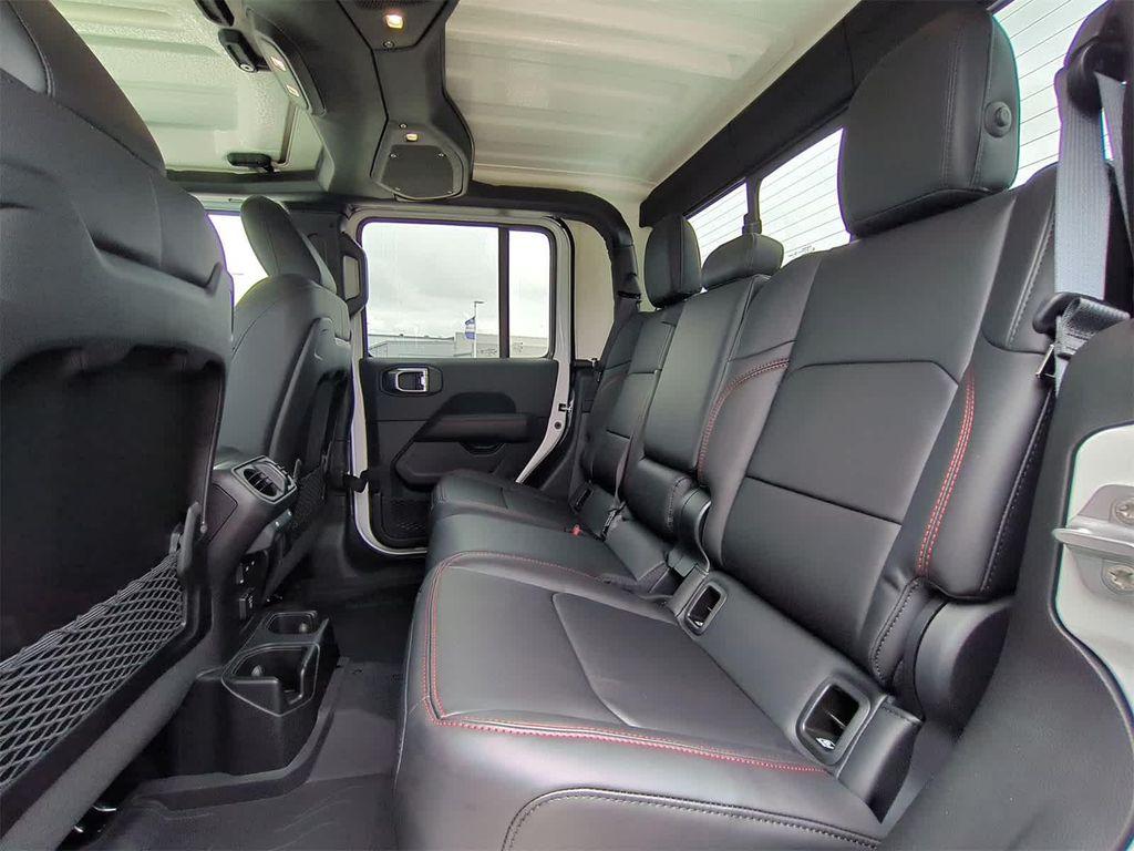new 2025 Jeep Gladiator car, priced at $53,151
