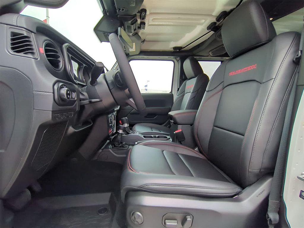 new 2025 Jeep Gladiator car, priced at $53,151