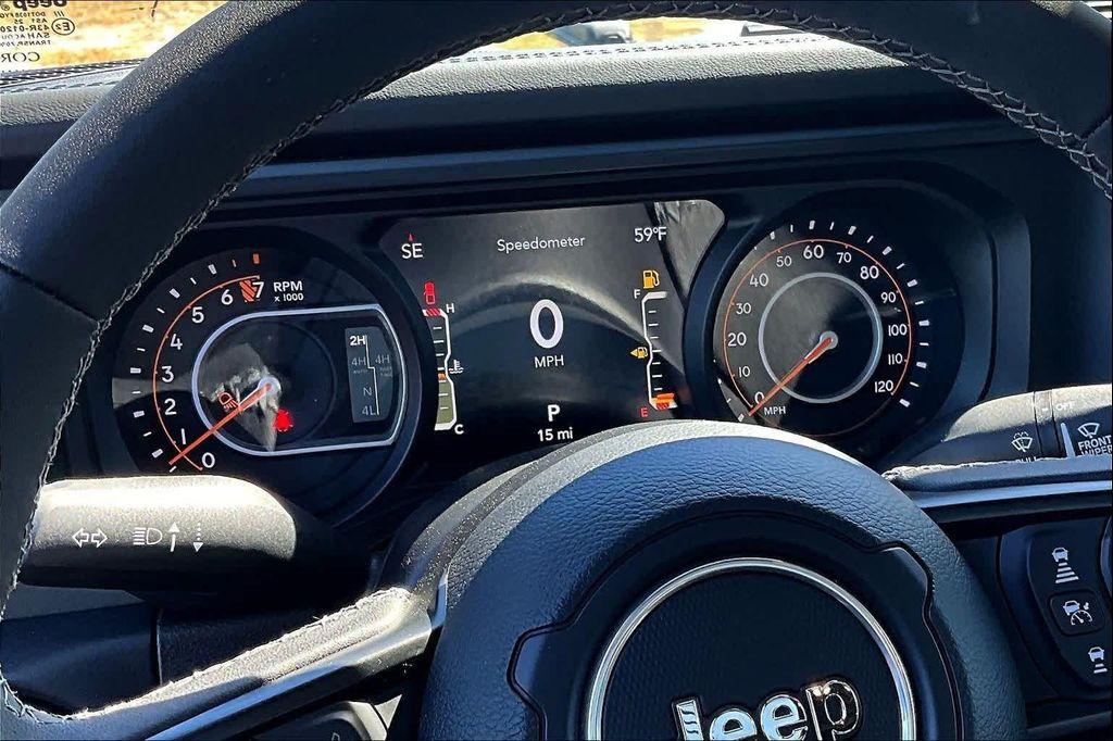 new 2025 Jeep Gladiator car, priced at $55,156