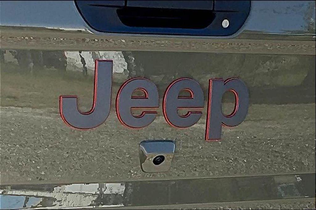 new 2025 Jeep Gladiator car, priced at $55,156