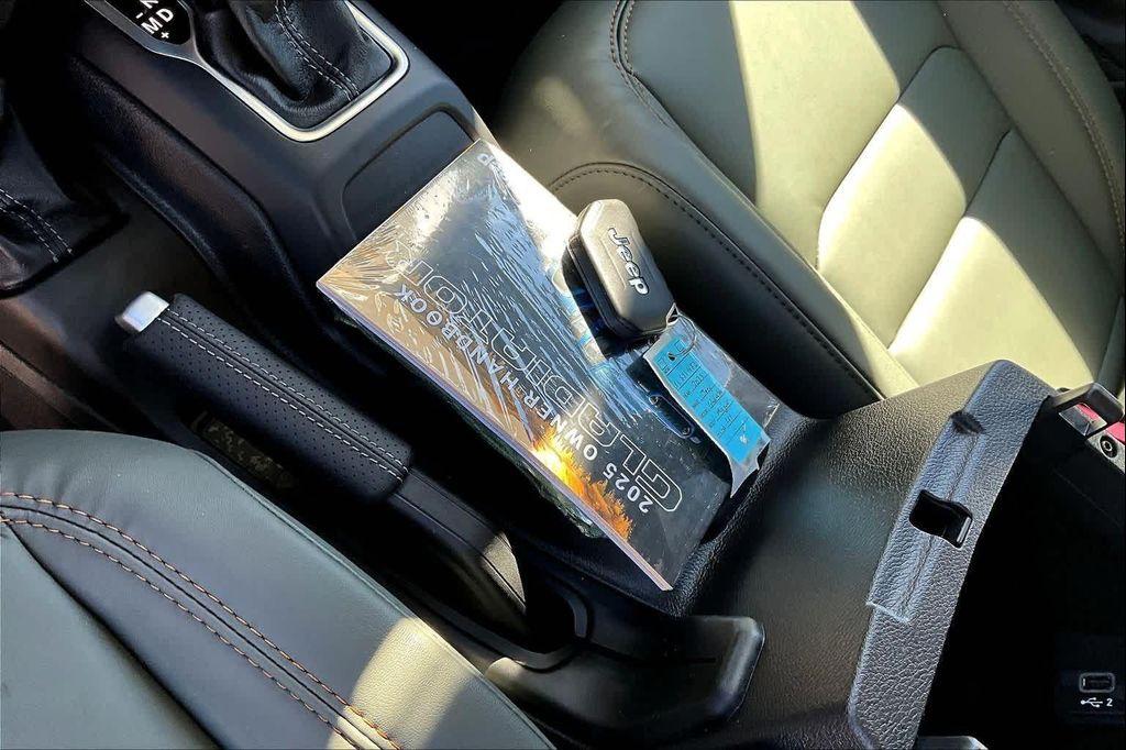 new 2025 Jeep Gladiator car, priced at $55,156