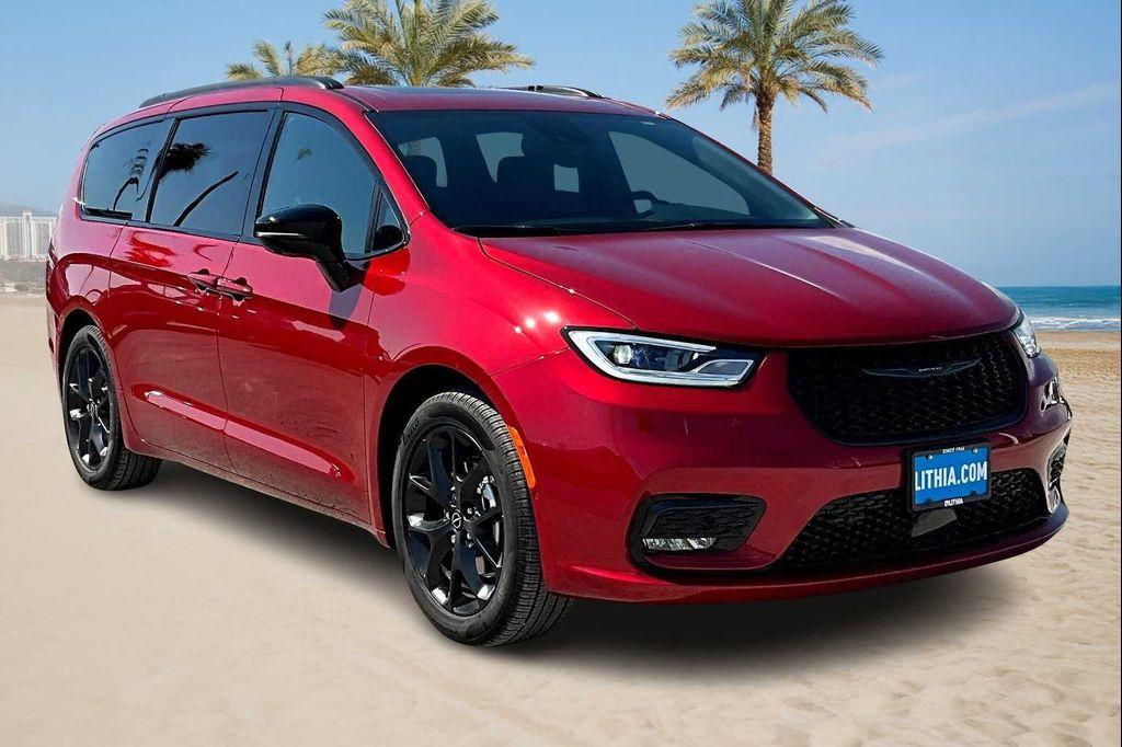 new 2026 Chrysler Pacifica car, priced at $50,556