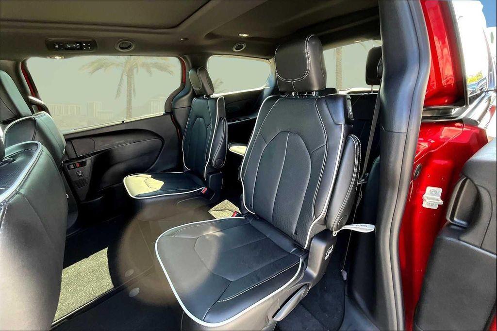new 2026 Chrysler Pacifica car, priced at $50,556