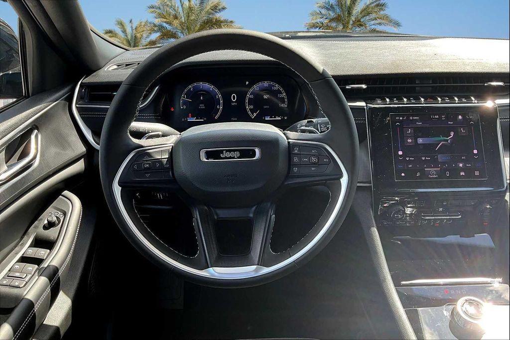 new 2025 Jeep Grand Cherokee L car, priced at $44,085