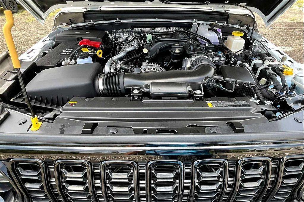 new 2025 Jeep Gladiator car, priced at $46,257