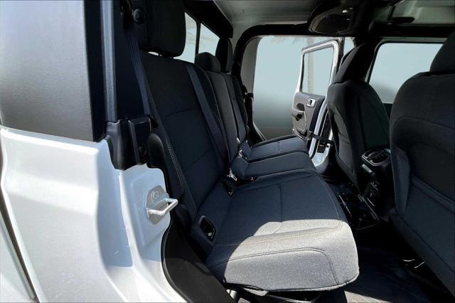 new 2025 Jeep Gladiator car, priced at $46,482