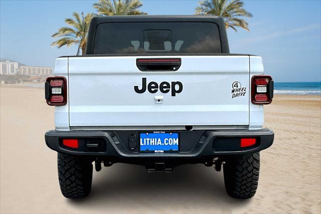 new 2025 Jeep Gladiator car, priced at $46,482