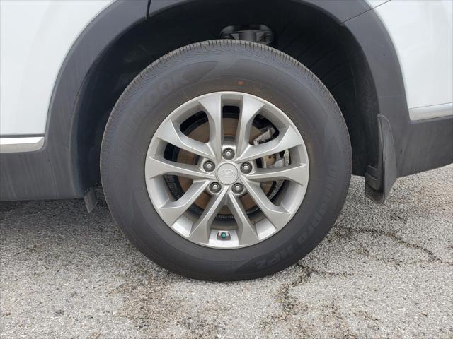 used 2020 Hyundai Santa Fe car, priced at $17,402