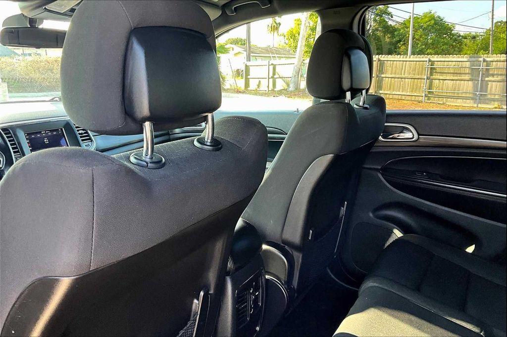 used 2021 Jeep Grand Cherokee car, priced at $22,982