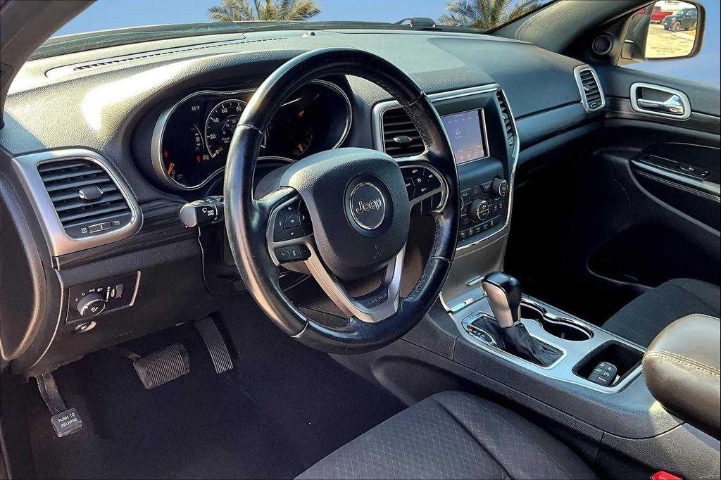 used 2021 Jeep Grand Cherokee car, priced at $22,982