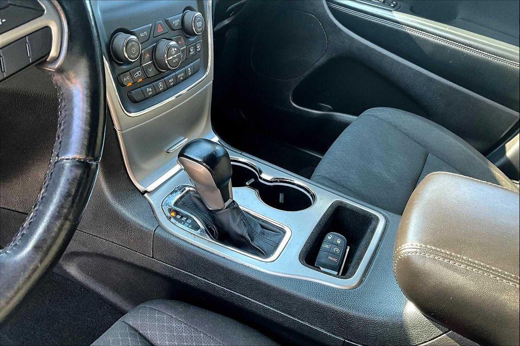 used 2021 Jeep Grand Cherokee car, priced at $22,982