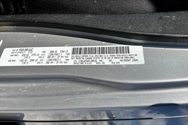 used 2015 Jeep Wrangler Unlimited car, priced at $17,922