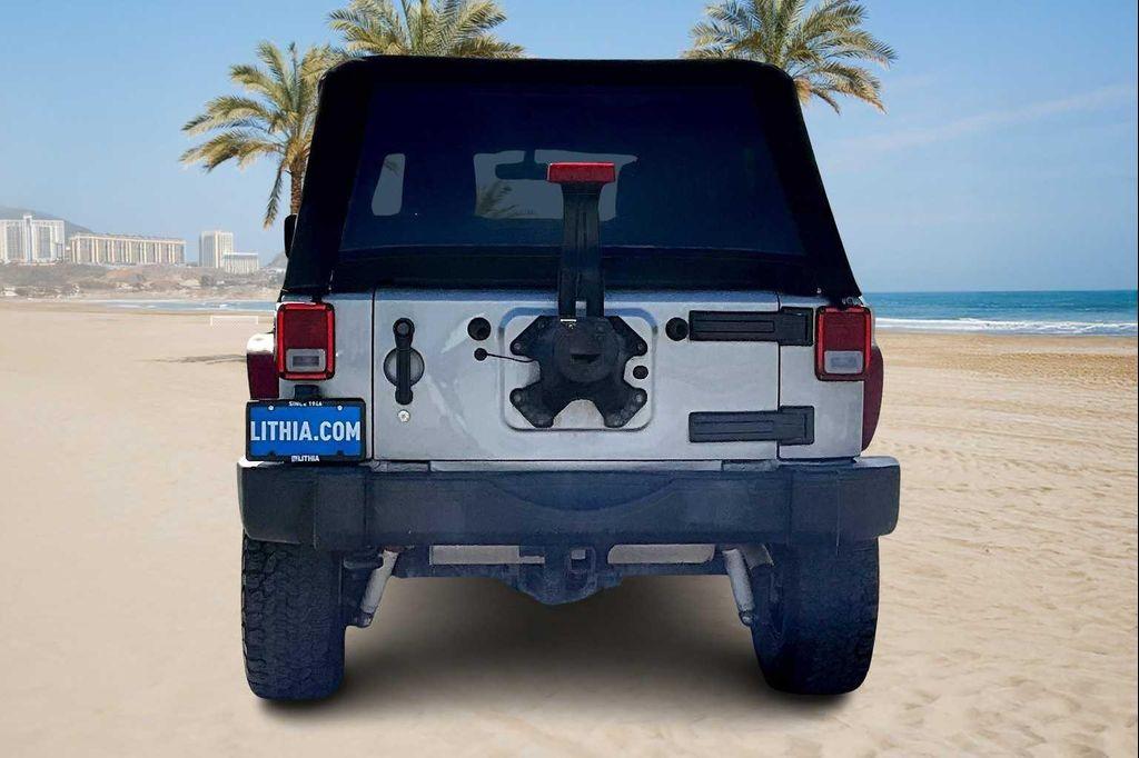 used 2015 Jeep Wrangler Unlimited car, priced at $14,998