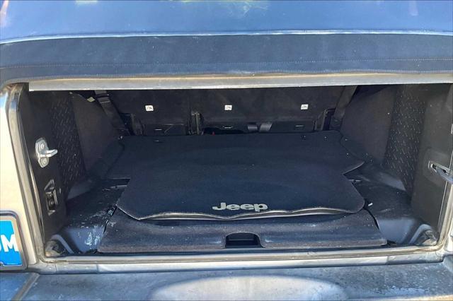 used 2015 Jeep Wrangler Unlimited car, priced at $17,922
