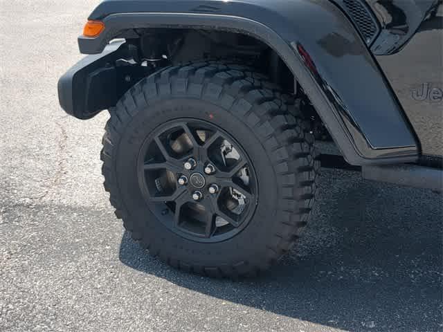 new 2025 Jeep Gladiator car, priced at $44,024