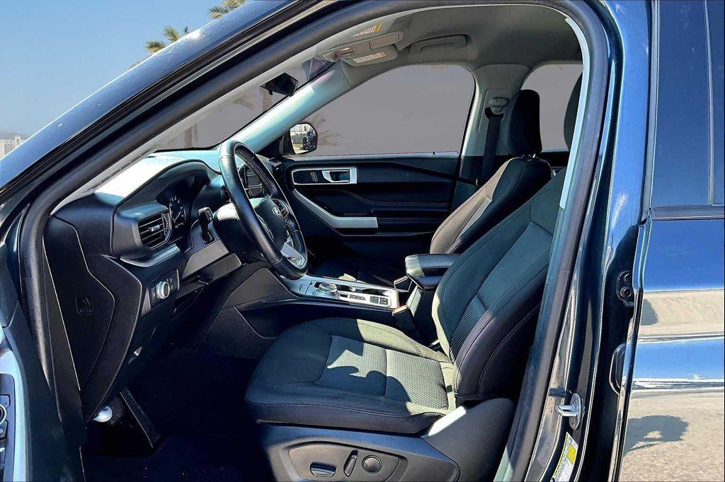 used 2022 Ford Explorer car, priced at $28,129