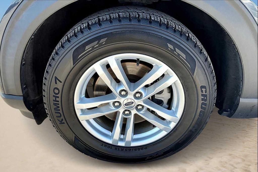 used 2022 Ford Explorer car, priced at $28,129