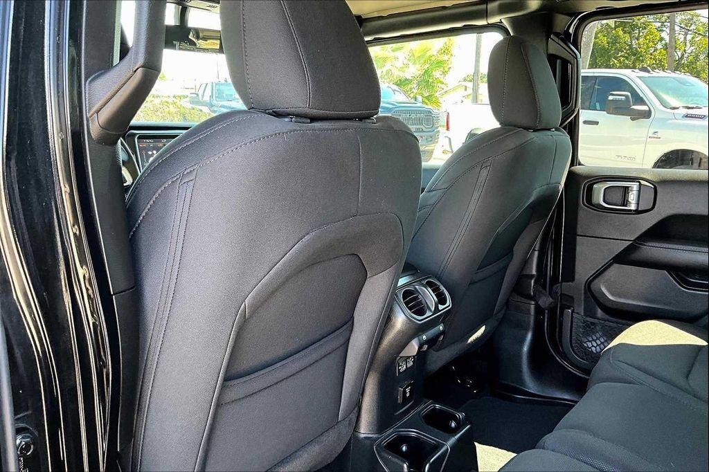 used 2022 Jeep Wrangler Unlimited car, priced at $35,759