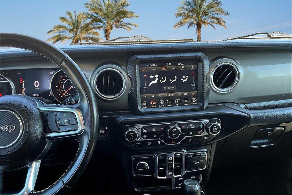 used 2022 Jeep Wrangler Unlimited car, priced at $35,759
