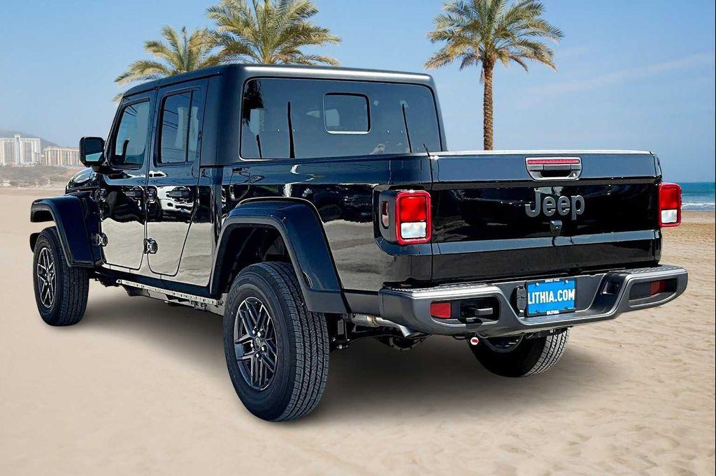 new 2025 Jeep Gladiator car, priced at $45,541