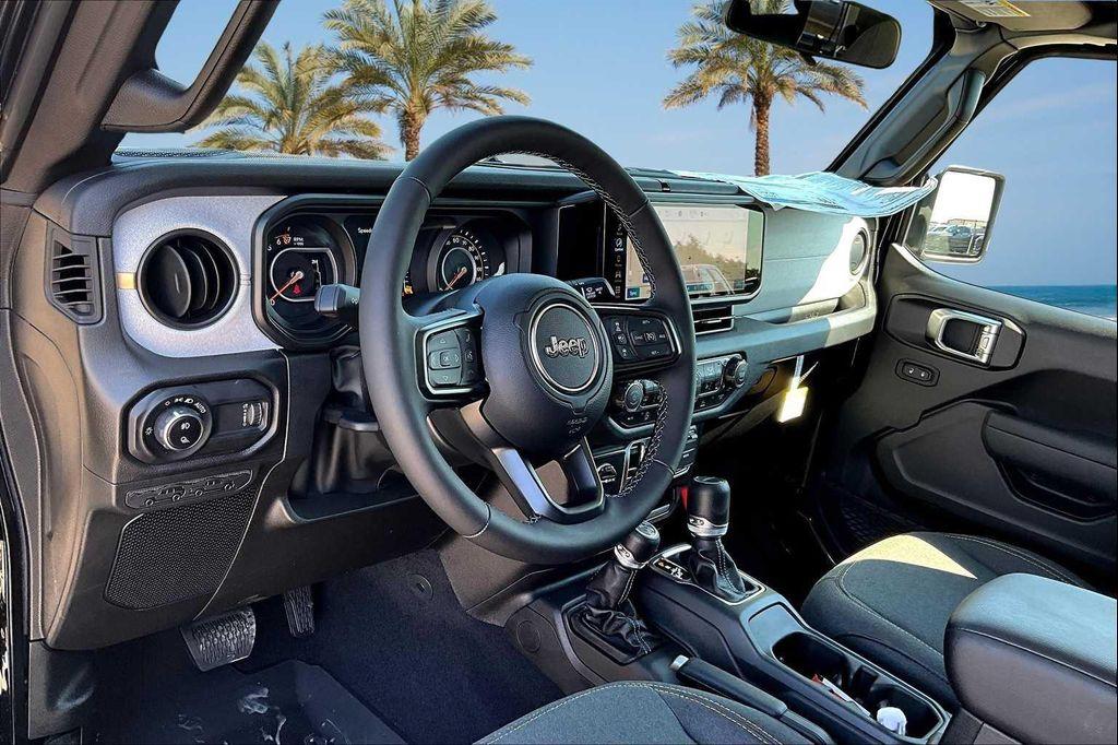 new 2025 Jeep Gladiator car, priced at $45,541