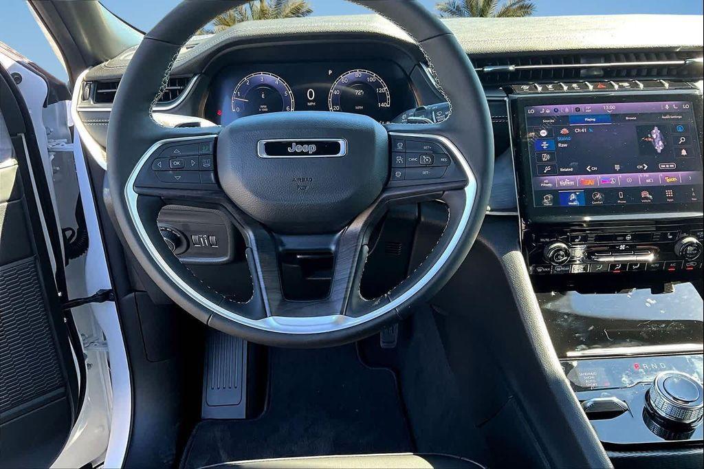 new 2025 Jeep Grand Cherokee car, priced at $44,429