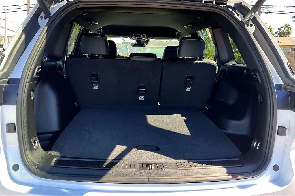 new 2025 Jeep Grand Cherokee car, priced at $44,429