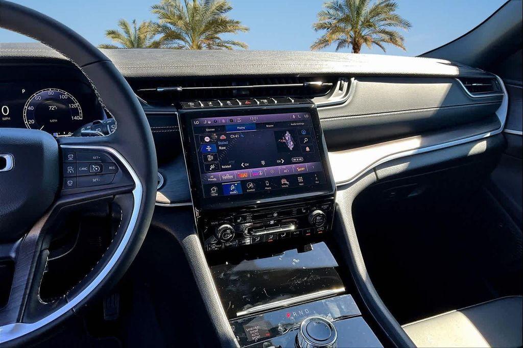 new 2025 Jeep Grand Cherokee car, priced at $44,429