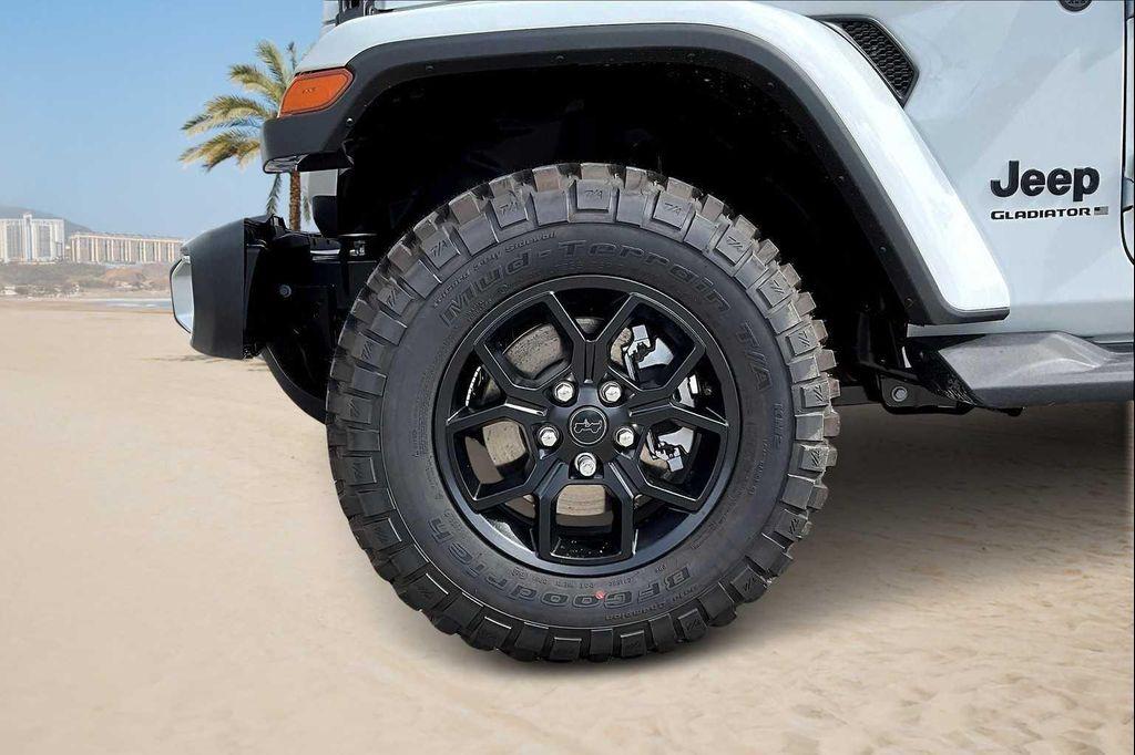 new 2025 Jeep Gladiator car, priced at $45,059