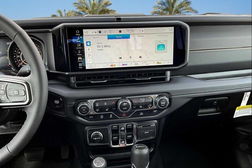 new 2025 Jeep Gladiator car, priced at $45,059